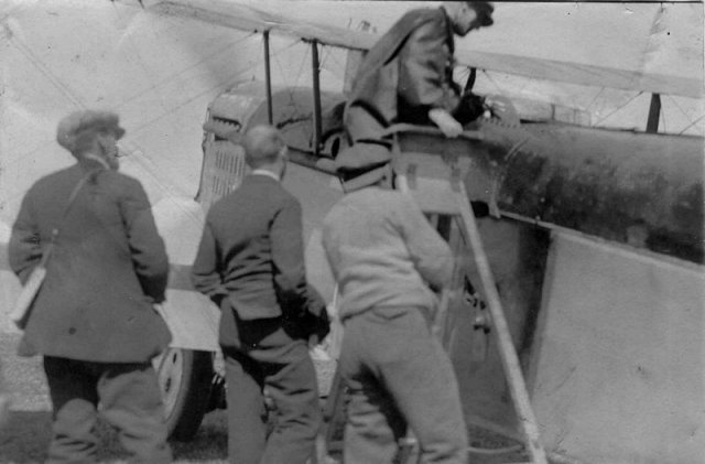 hawker and mckenzie-grieve 1919 0122-0122